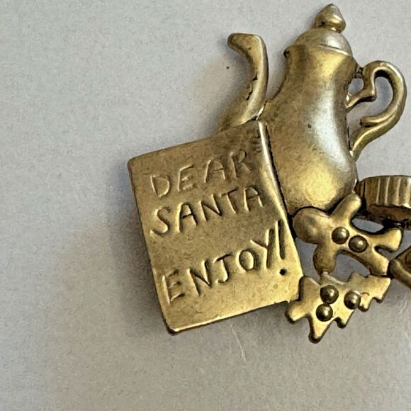 Vintage Danecraft Bronze-Tone “Dear Santa Enjoy” Holiday Brooch Pin - Picture 2 of 7